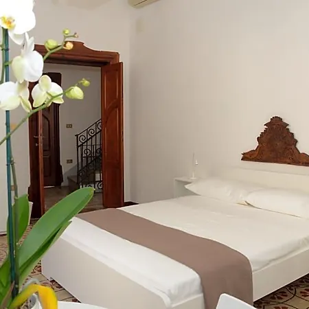 Casa Cabras 3*